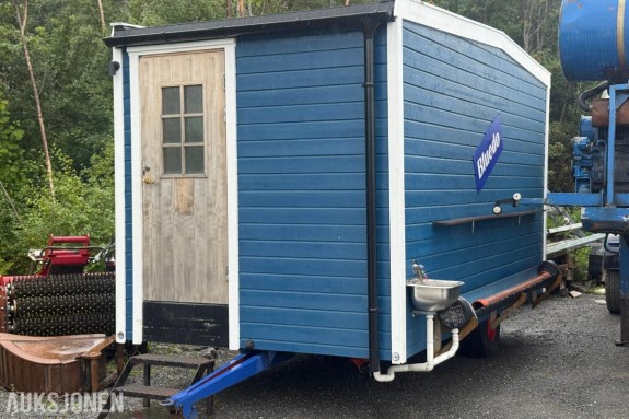 Mobil sanitærvogn med WC, dusj og varmtvann